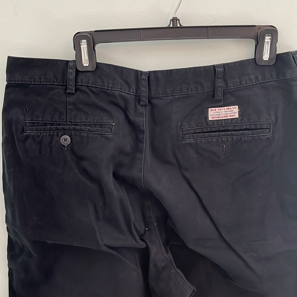 Old Navy Black men’s plain front khakis - size 36x34 100% cotton. - Picture 3 of 4